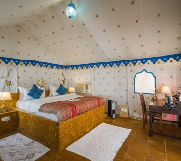 Desert luxury tent accommodation